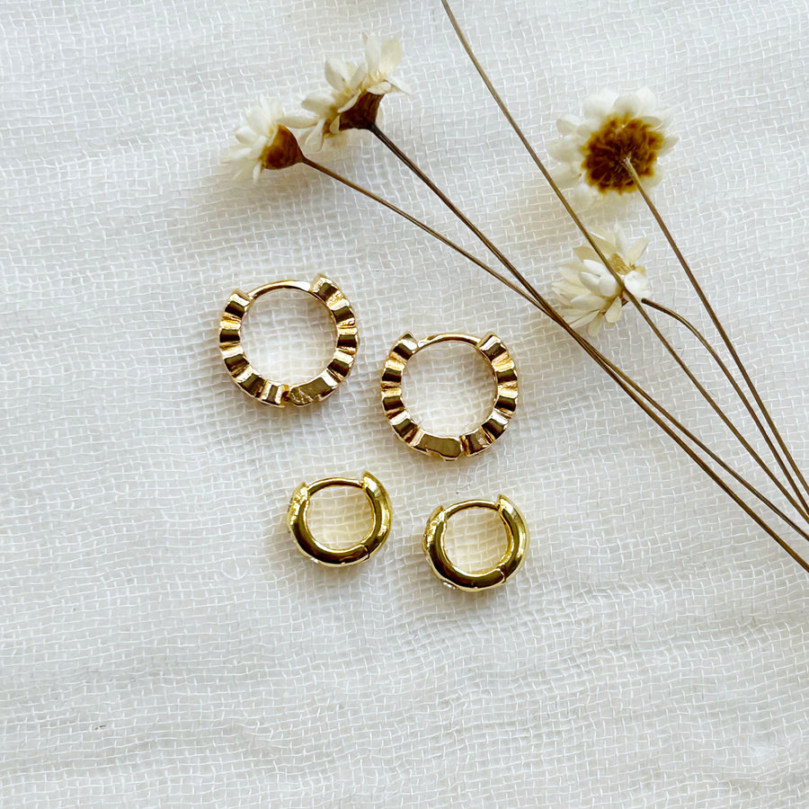 Dainty Hoop Stacking Set