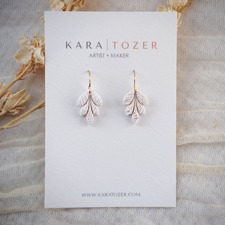 Mini Textured Leaf Dangle