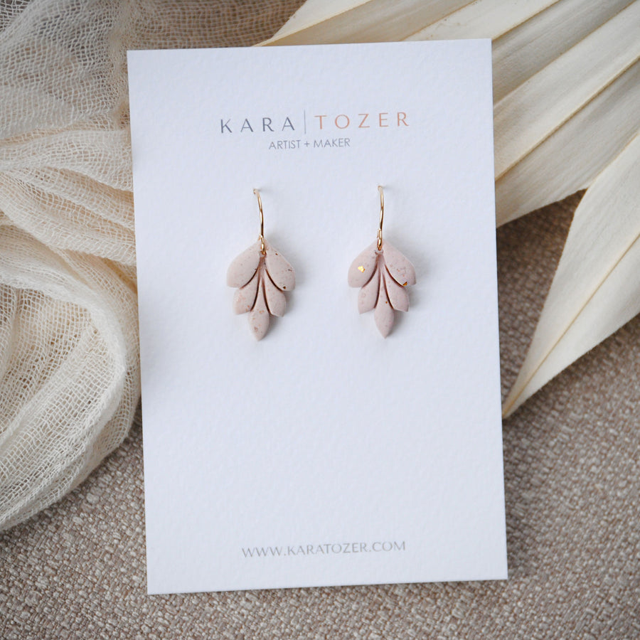 Speckled Beige Mini Leaf Dangle